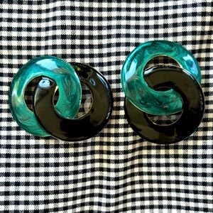 VINTAGE 1980’s Emerald Linked Circular Drop Post Stud Pierced Ear Earrings